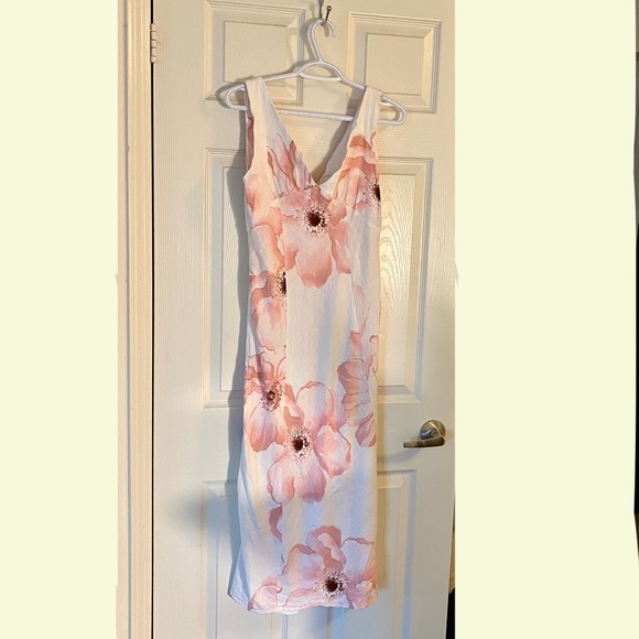 Paper Heart Dresses & Skirts - White Floral V neck linen blend summer dress